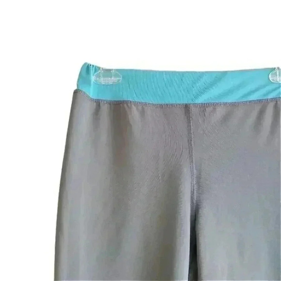 S2 Grey & Turquoise Athletic Workout High Waisted Capri Leggings Sz Small - Picture 2 of 4